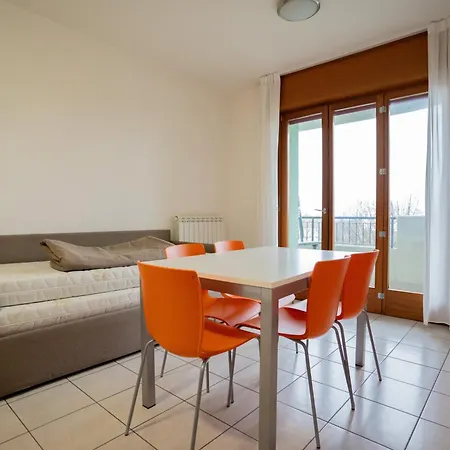 דירה Roberta - Agenzia Arcobaleno קאורלה