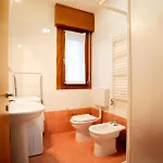 Roberta - Agenzia Arcobaleno *